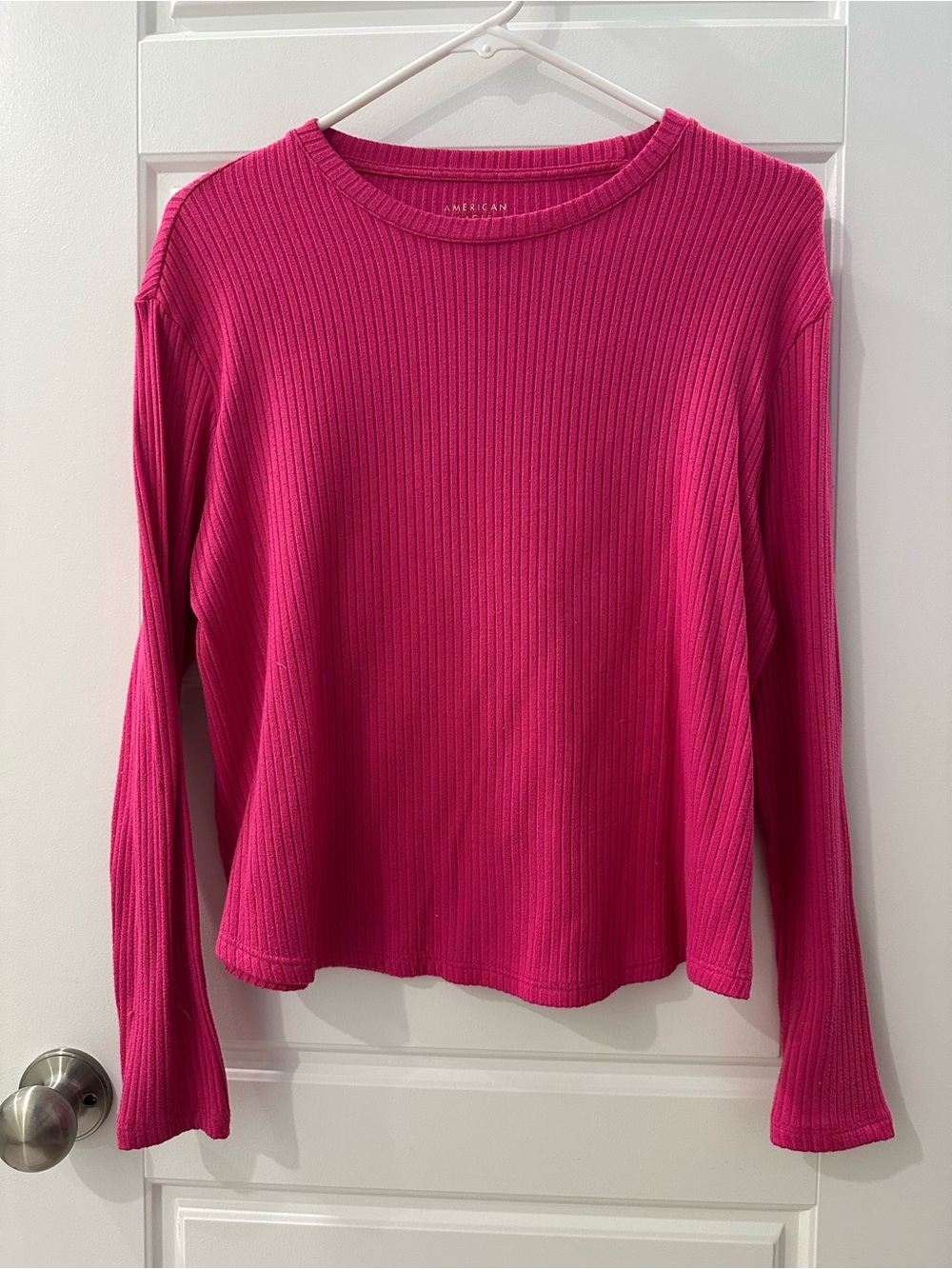 American Eagle Outfitters Fuchsia Ribbed Long Sleeve Tee